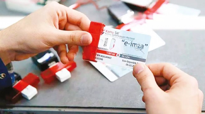 İzmir merkezli 4 kentte doktorların e-imza cihazlarını çalarak yeşil ve