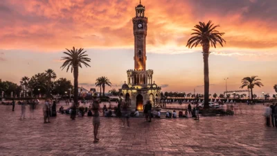 Meteoroloji Genel Müdürlüğü verilerine göre bugün İzmir’de yağış beklenmiyor. Gün