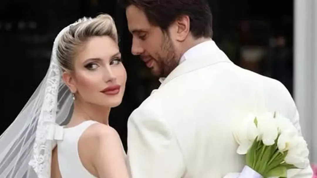 İzmirli ünlü Özgörkey ailesinin kızı Leyla Mizrahi, İstanbul’daki evinde uykusunda