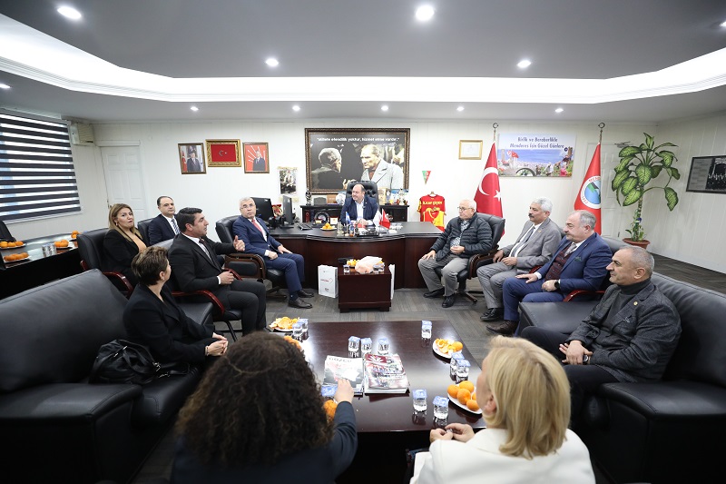 Menderes Belediyesi’nin ev sahipliğinde düzenlenen Muhtarlar Çalıştayı, üç gün boyunca