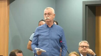 İzmir Büyükşehir Belediye Meclisi’nin son oturumunda emekçi eylemleri, sendika–siyaset ilişkileri