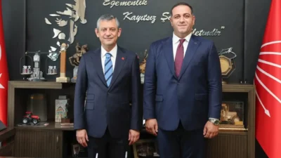 Cumhuriyet Halk Partisi Genel Başkanı Özgür Özel, Narlıdere Belediye Başkanı