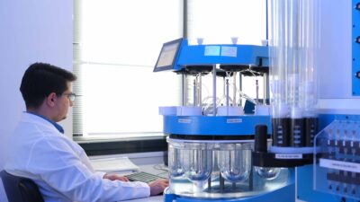 Sağlık, sanayi, teknoloji ve gayrimenkul alanlarında faaliyet gösteren Folkart, Humanis,