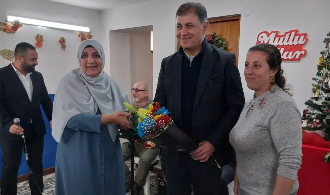 İzmir Büyükşehir Belediye Başkanı Dr. Cemil Tugay, Basmane’de katıldığı çocuk