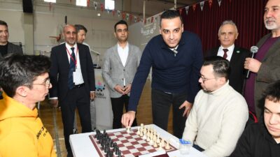 Türkiye’nin dört bir yanından satranç ustaları Çiğli’ye akın etti! 35
