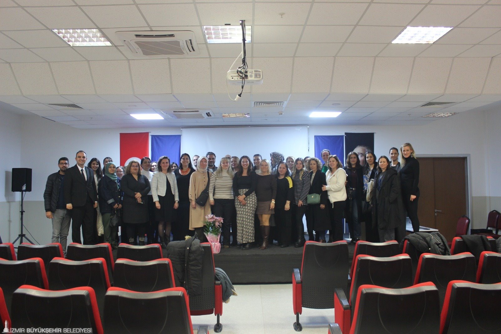 Büyükşehir’den okul aile birliklerine güçlü destek 3 Büyükşehir’den okul aile birliklerine güçlü destek