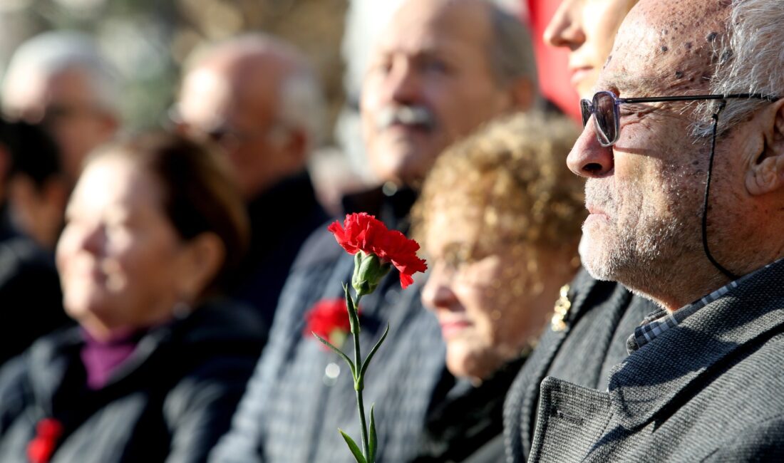 Karşıyaka Belediyesi, gazeteci-yazar Uğur Mumcu’yu katledilişinin 33. yılında çeşitli programlarla