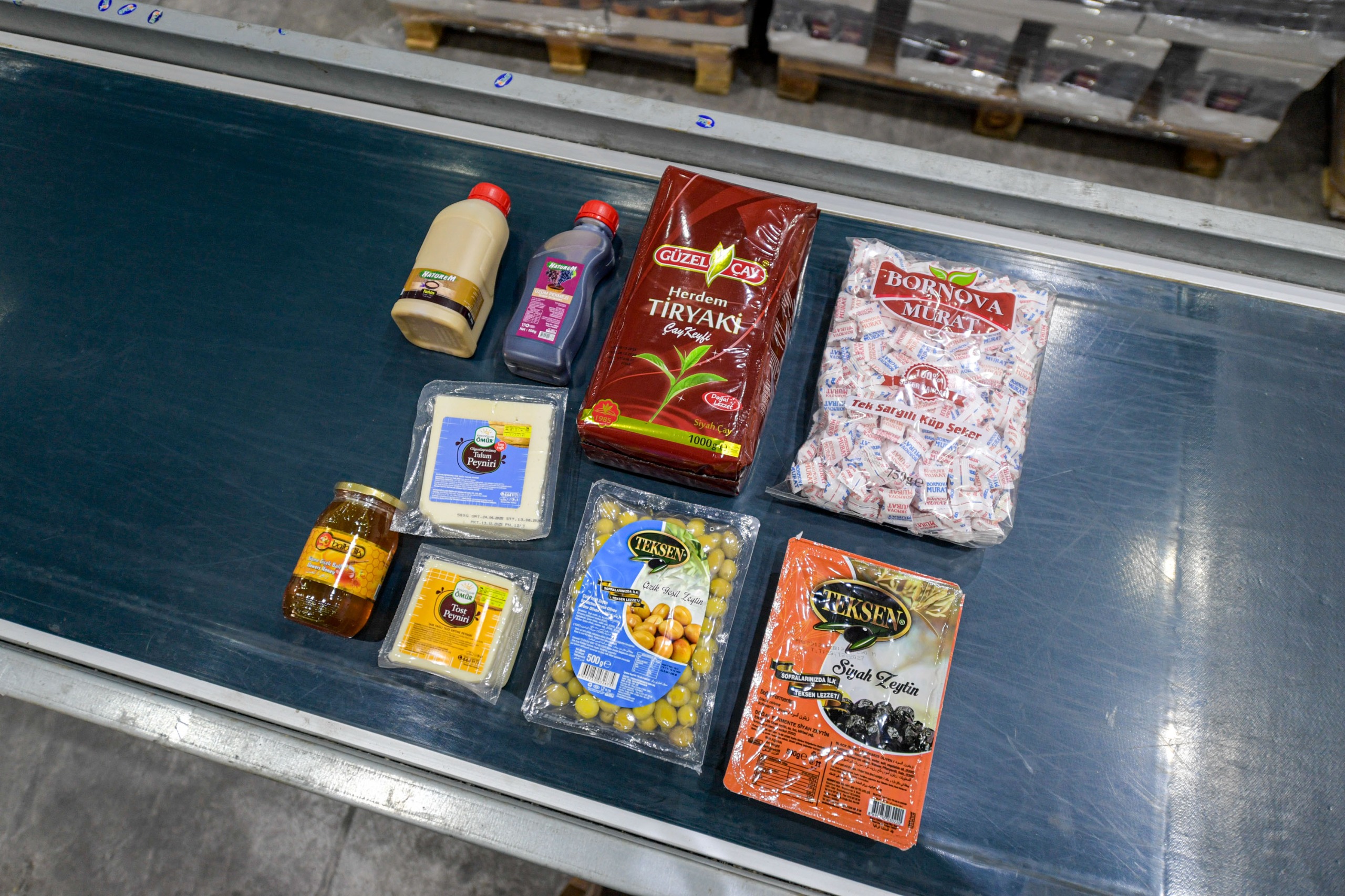 İzmir Büyükşehir Belediyesi'nin kış desteği takvimi netleşti. Ocak ayında kahvaltı