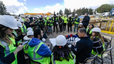 1,5 saatte metrekareye 80 kg yağış düşen İzmir'de selin yaraları