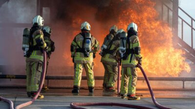 "Uyuyan soba" aslında sizi uyutmasın! İzmir İtfaiye Dairesi, karbonmonoksit zehirlenmelerine