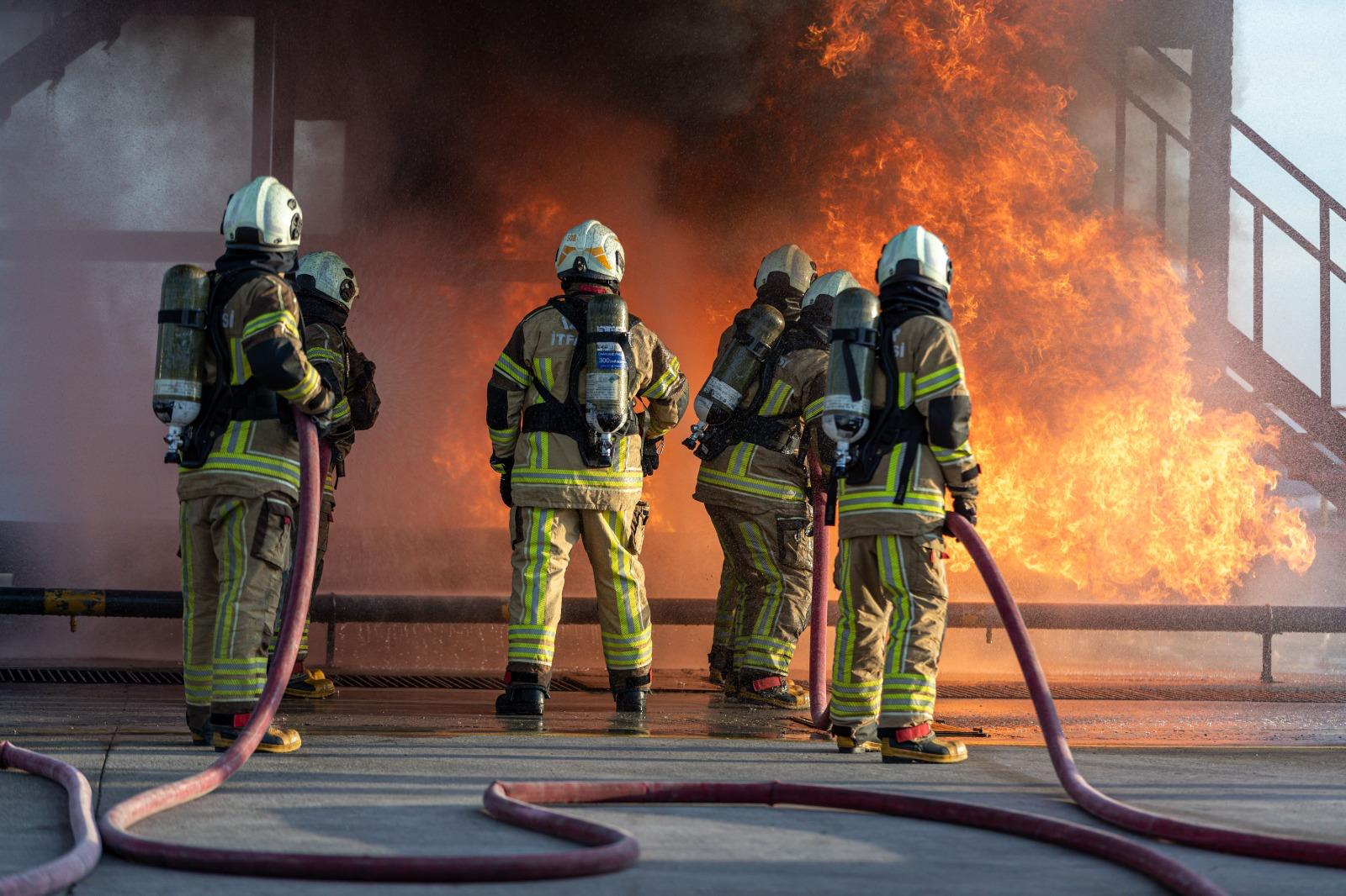 "Uyuyan soba" aslında sizi uyutmasın! İzmir İtfaiye Dairesi, karbonmonoksit zehirlenmelerine