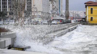 Gözler Kordon’daydı, korkulan olmadı! Büyükşehir’in "Acil Eylem Paketi" kapsamında yaptığı