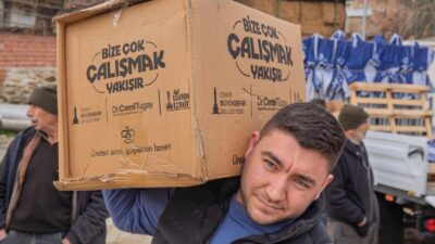 Felaketlerin ardından ümidini kesen üreticiye İzmir Büyükşehir’den can suyu! 300