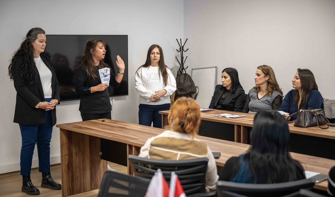 Bornova Belediyesi Sağlık İşleri Müdürlüğü, belediyede görev yapan kadın personele