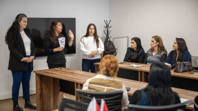 Bornova Belediyesi Sağlık İşleri Müdürlüğü, belediyede görev yapan kadın personele