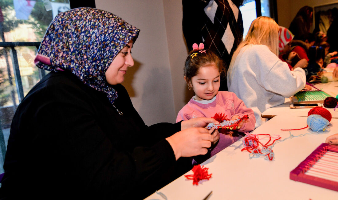 Bornova Belediyesi Çocuk Oyun ve Aktivite Merkezlerinde düzenlenen ebeveyn atölyeleri