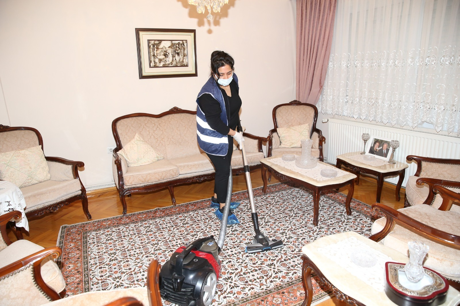 Çiğli Belediyesi’nden gıda kolisi seferberliği