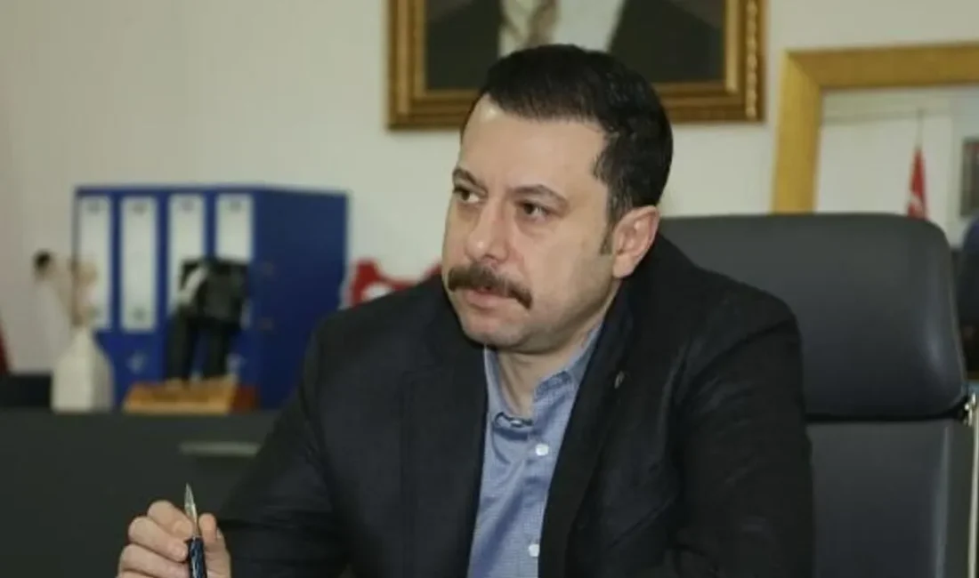 AK Partili Kaya, İzmir’deki 4200 kilometrelik altyapı eksikliğine dikkat çekerek;