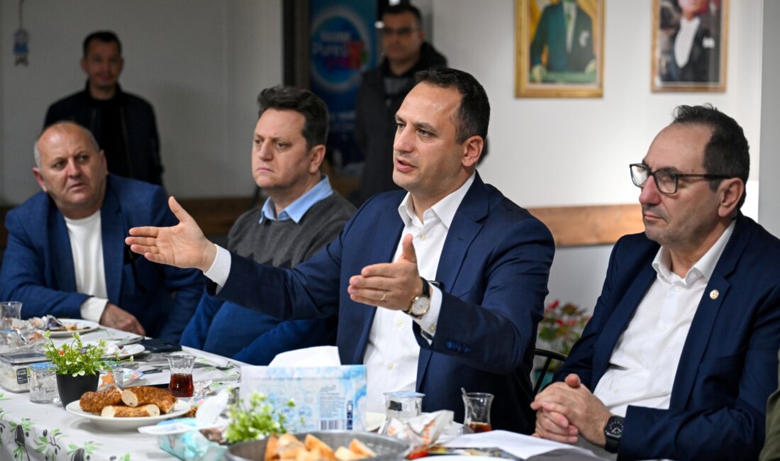 Amatör spor kulüpleriyle bir araya gelen Başkan Ömer Eşki, Doğanlar