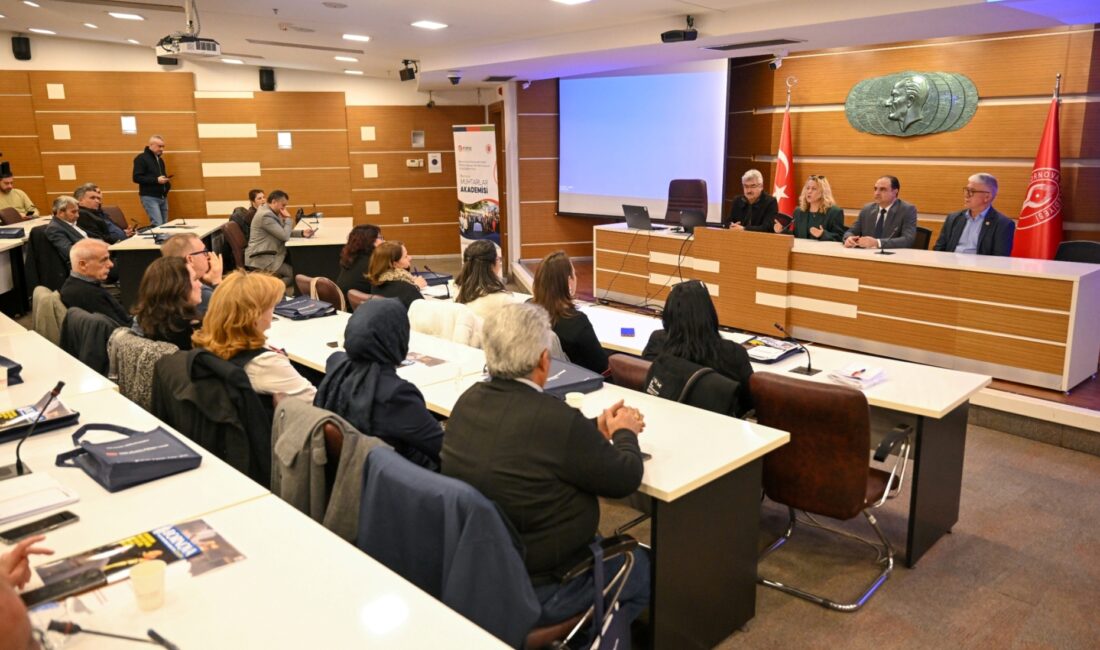 Bornova’da yerel yönetimin kılcal damarları olan muhtarlar, belediye ve üniversite