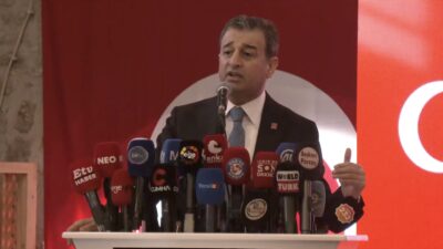 CHP'nin İzmir'de başlattığı Yerel Medya Buluşması'nda konuşan CHP Genel Başkan