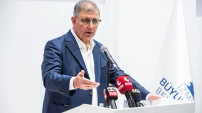 İzmir Büyükşehir Belediye Başkanı Dr. Cemil Tugay, Sözcü Gazetesi yazarı