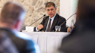 İzmir Büyükşehir Belediye Başkanı Dr. Cemil Tugay, kooperatif buluşmalarında tarımın