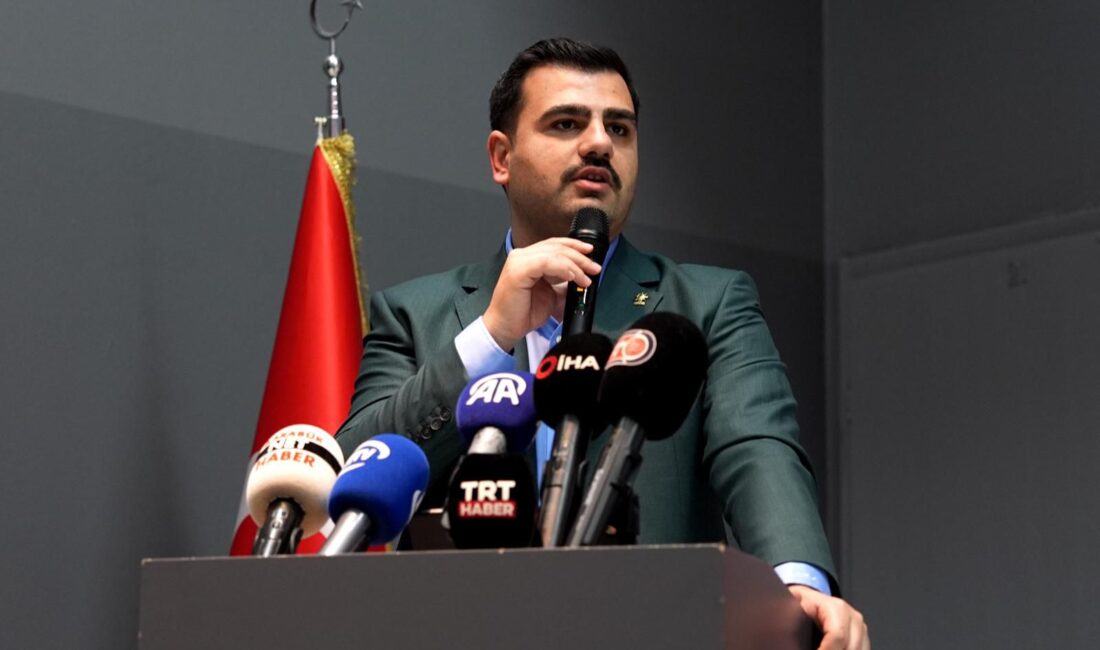 AK Parti Genel Sekreteri Eyyüp Kadir İnan, İzmir’den Ankara’ya uzanan