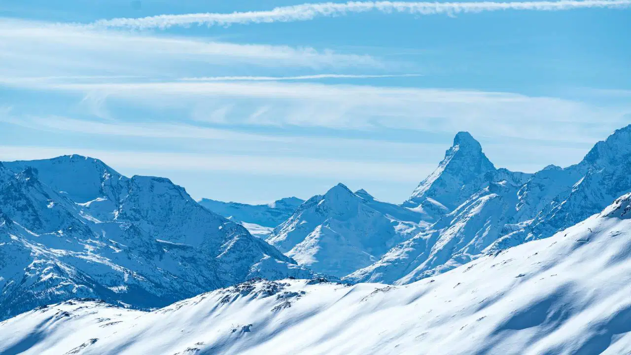 Kuzey Afrika’nın zirvesi Toubkal Dağı’nda meydana gelen çığ felaketinde mahsur