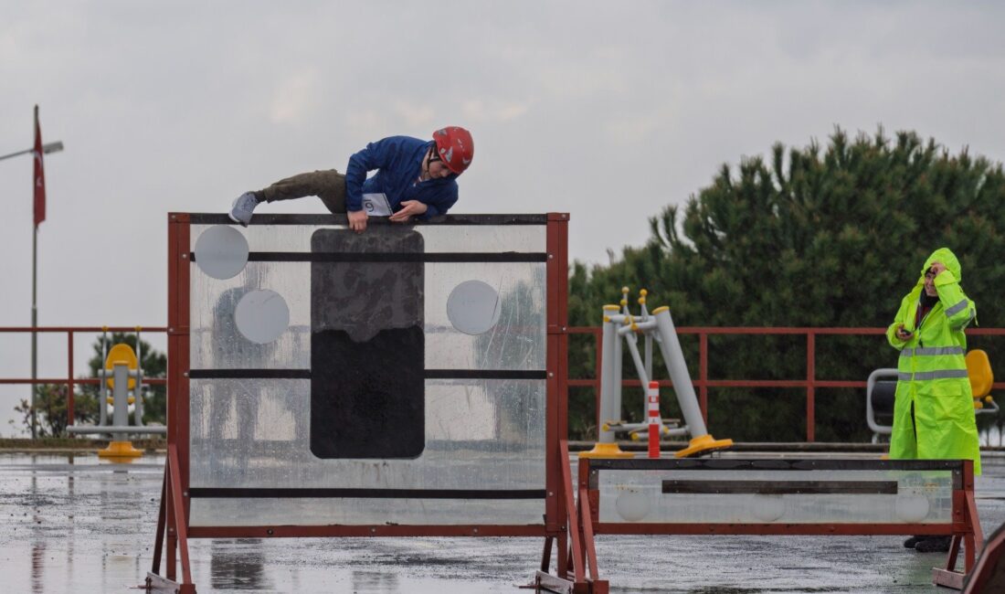 İzmir Büyükşehir Belediyesi, sahadaki müdahale kapasitesini artırmak amacıyla lise, ön