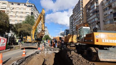 İzmir’in su altyapısında stratejik öneme sahip İnönü Caddesi’ndeki ana isale