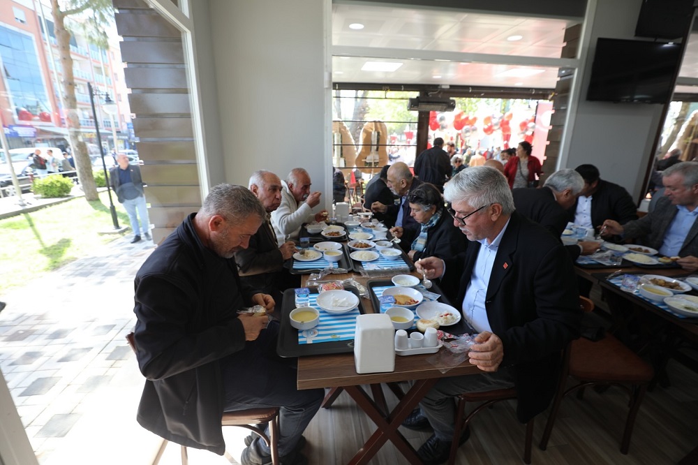 Yeni yılla birlikte vergi ve harçlara gelen artışlara rağmen Menderes