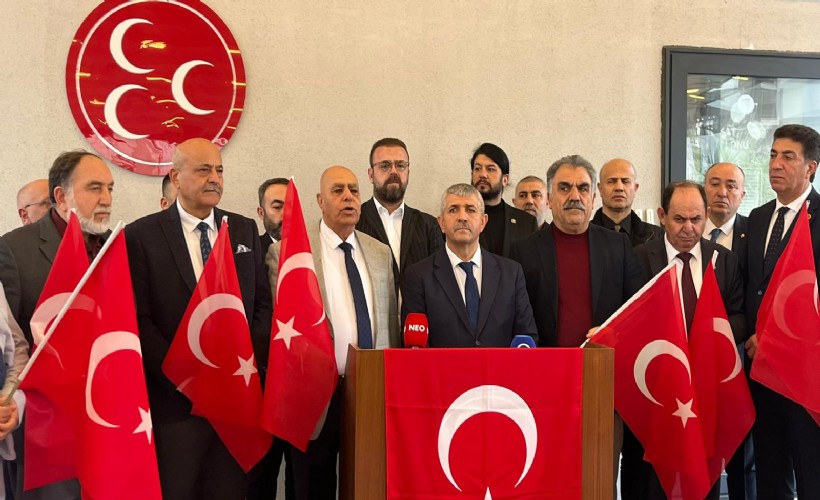 Nusaybin’deki bayrak saldırısı sonrası MHP İzmir İl Başkanlığı’nda bir araya