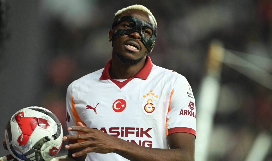 Galatasaray forması altında sergilediği performansla dünya futbolunun gündeminden düşmeyen Victor