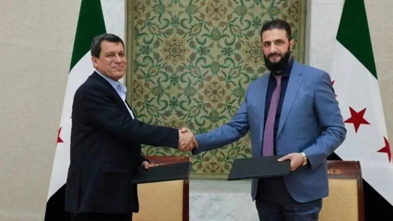 Suriye geçici Cumhurbaşkanı Ahmed el Şara ile SDG lideri Mazlum