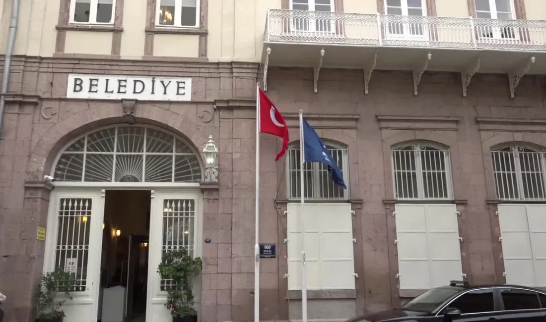 Büyükşehir'in elindeki 3 tarihi bina için "Boşaltın" yazısı geldi, Başkan