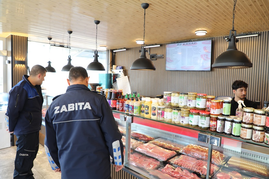 Menderes'te Ramazan mesaisi: Ekiplerden sahada sıkı denetim 2 Menderes'te Ramazan mesaisi: Ekiplerden sahada sıkı denetim