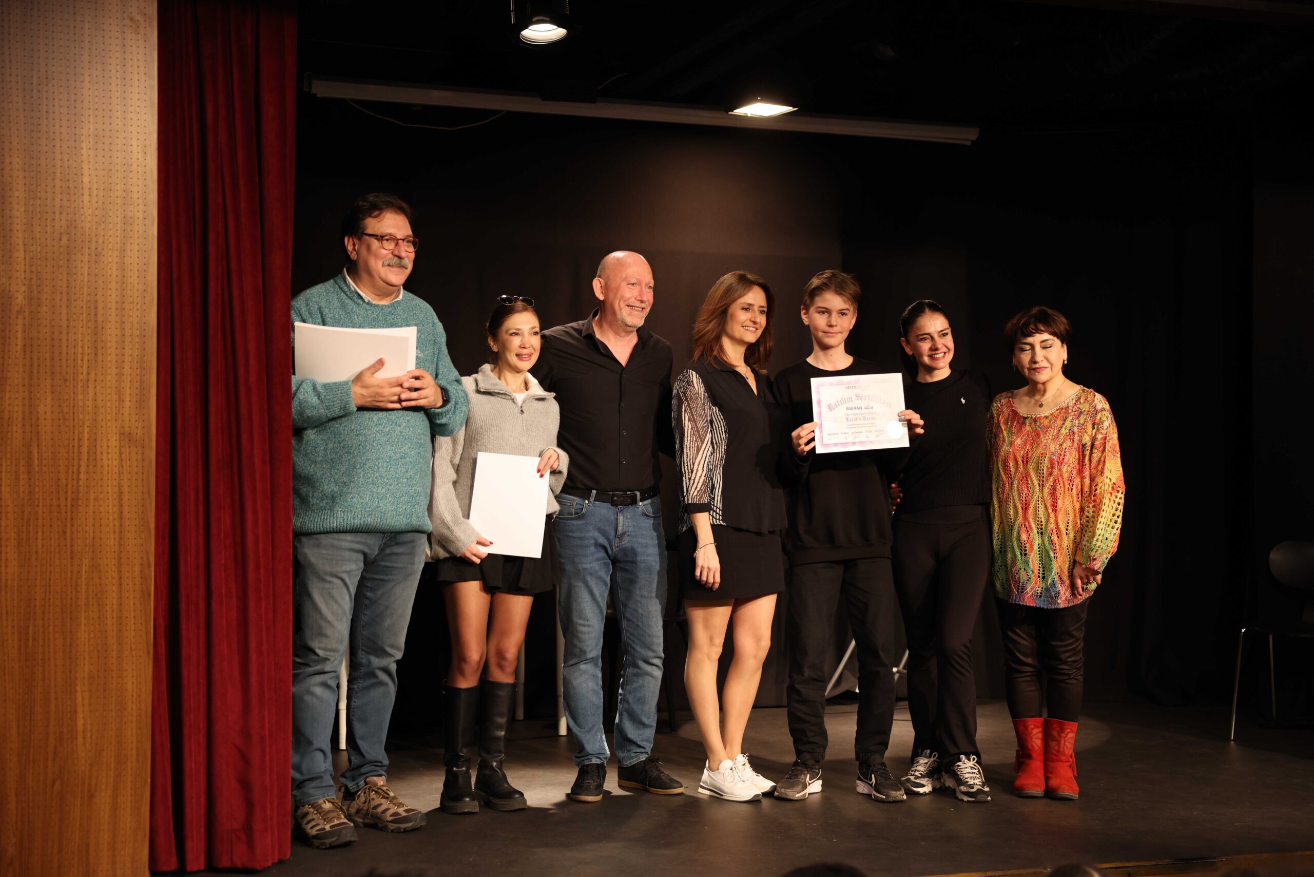 İzmir’de sanatın geleceği olan minik yetenekler, Folkart Academy çatısı altında