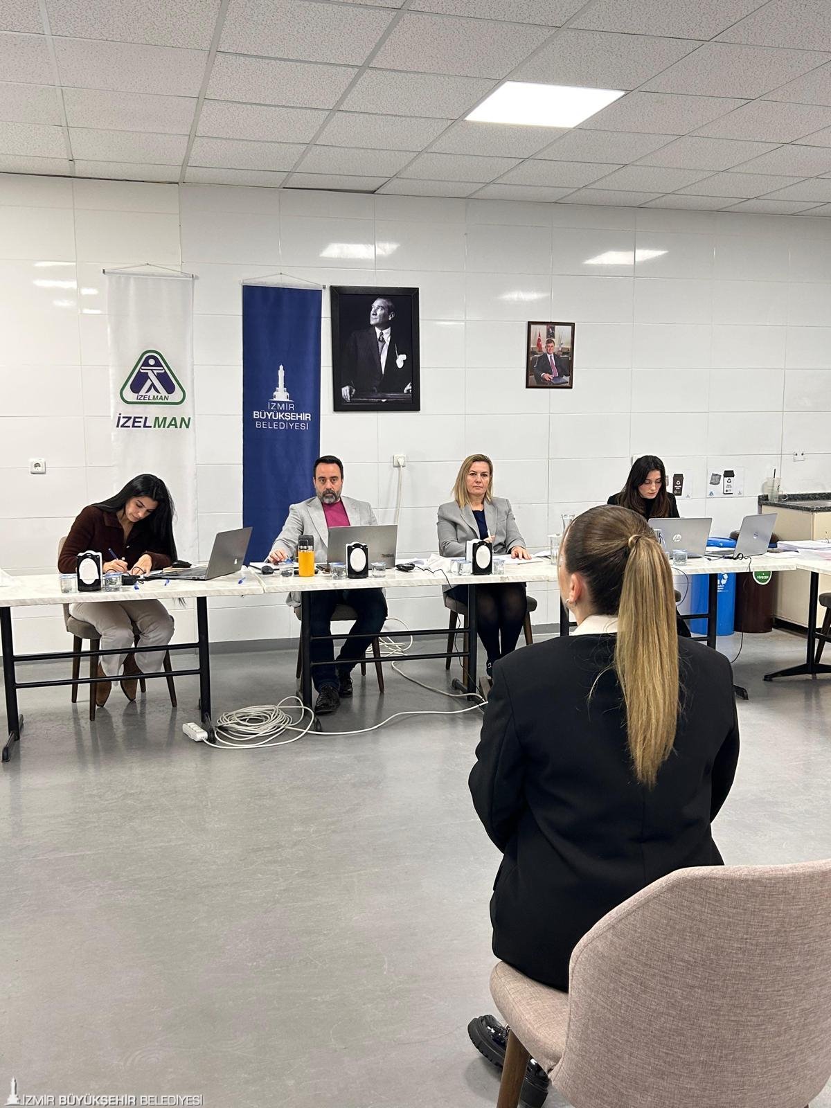 İzmir Büyükşehir Belediye Başkanı Dr. Cemil Tugay’ın liyakat sözü, "İzleme