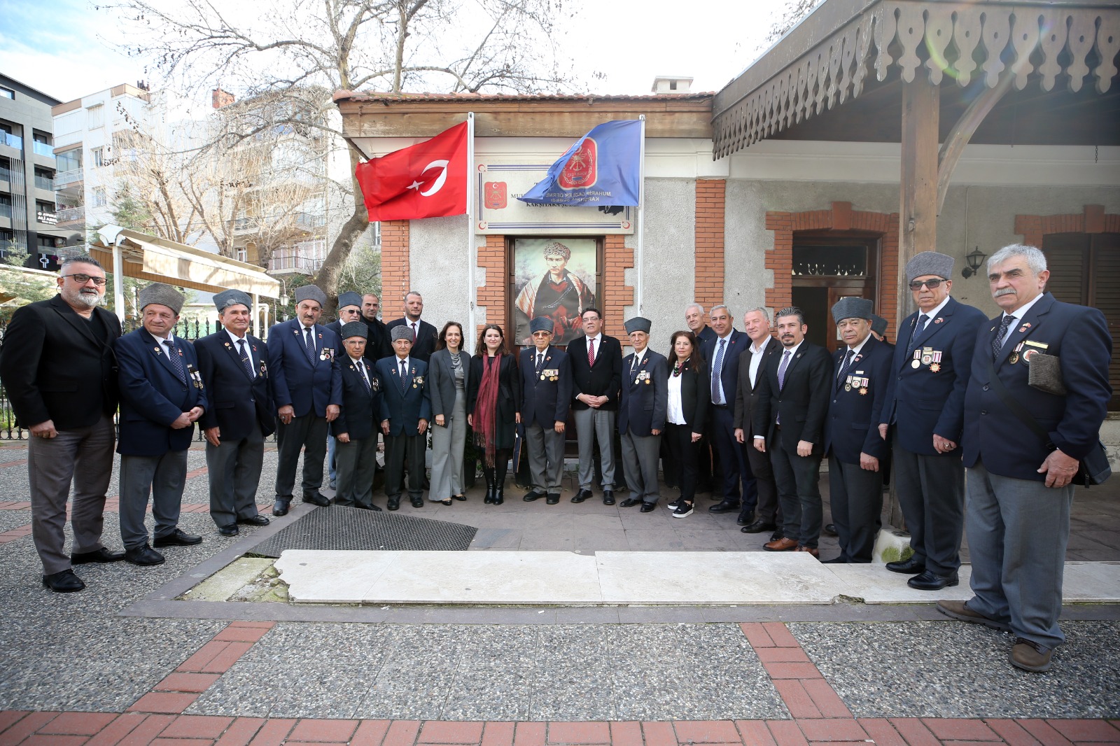 Karşıyaka Belediye Başkanı Yıldız Ünsal; CHP Genel Başkan Yardımcıları Yankı