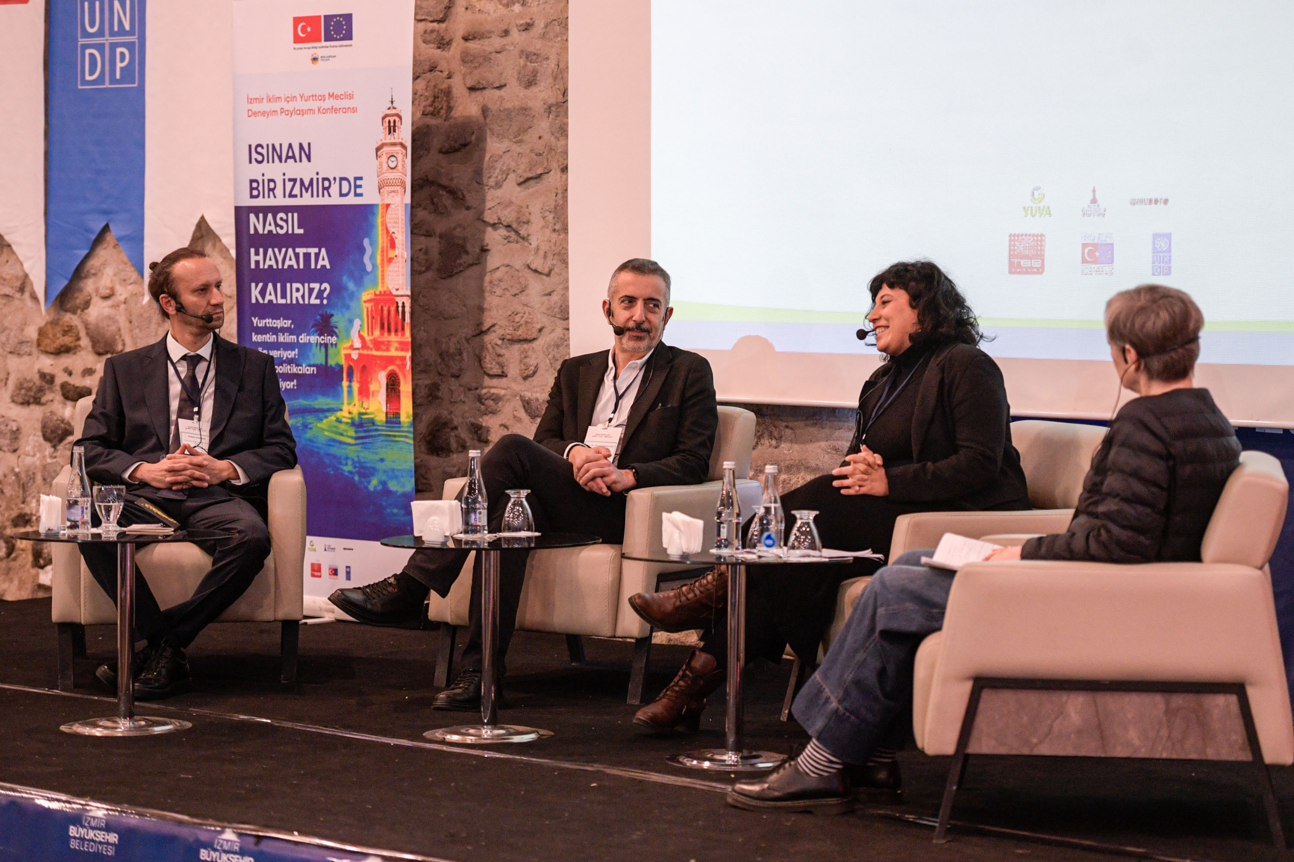 50 yurttaş bir araya geldi, İzmir'in geleceği için 10 radikal