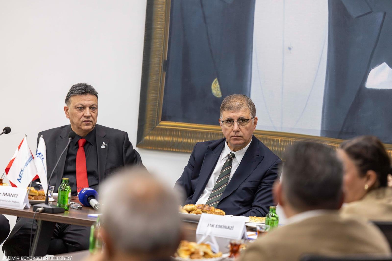 Tugay'dan kentin sorunlarına radikal çözümler: Onat Tüneli bitecek, ayrılmış yol geliyor 1 Tugay'dan kentin sorunlarına radikal çözümler: Onat Tüneli bitecek, ayrılmış yol geliyor