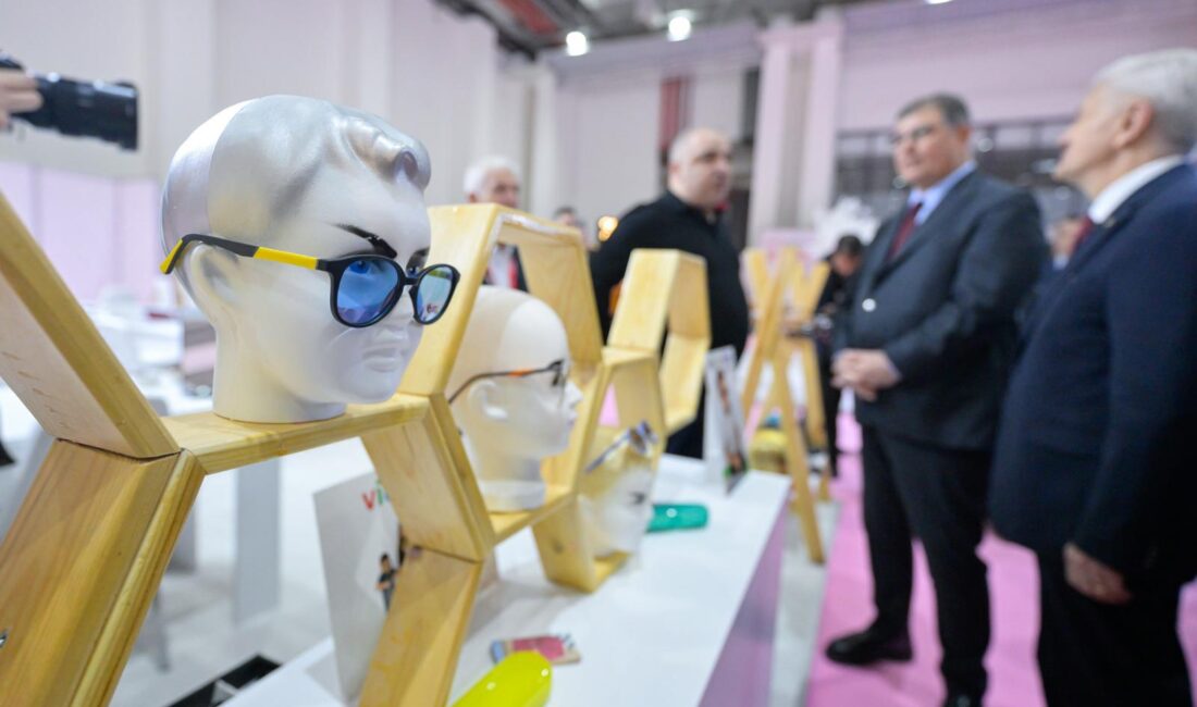 Gözlükten lense, tanı cihazlarından üretim makinelerine kadar sektörün tüm bileşenleri