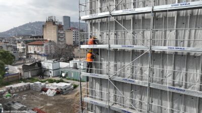 Türkiye’nin yerel yönetim eliyle işletilen tek hastanesi olan Eşrefpaşa Hastanesi,