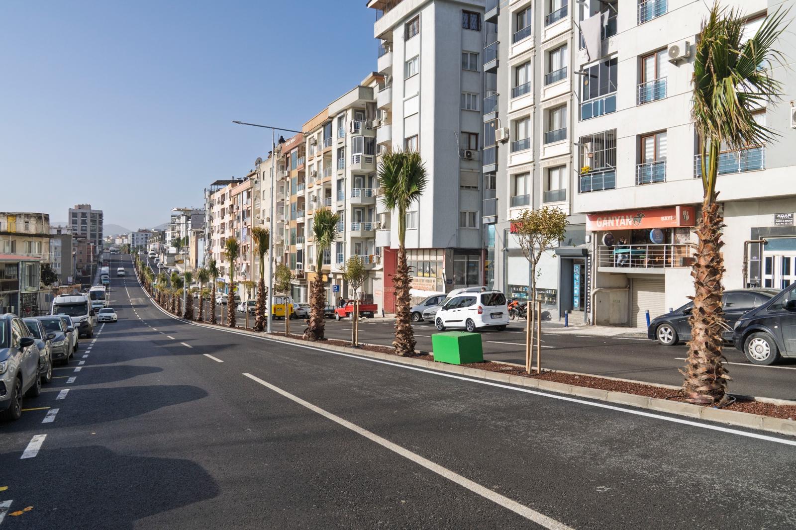 Bozyaka artık nefes alıyor: Dostluk Bulvarı’na yeni bağlantı yolu ve çevre düzenlemesi