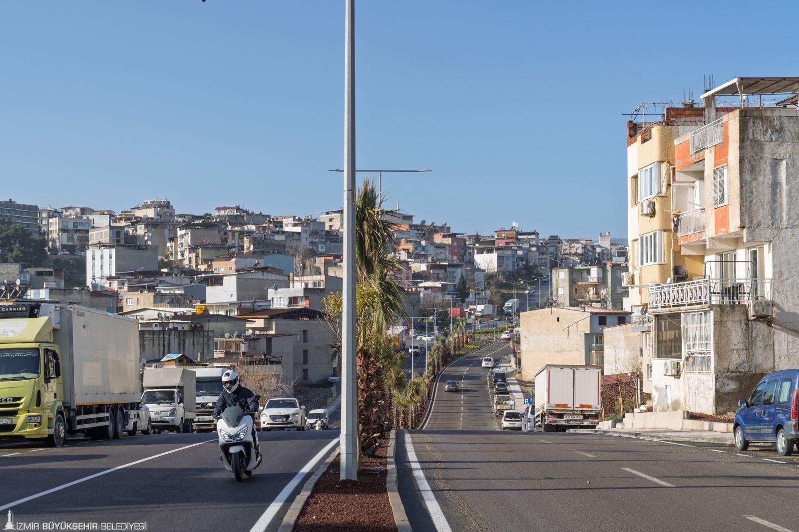 Bozyaka artık nefes alıyor: Dostluk Bulvarı’na yeni bağlantı yolu ve çevre düzenlemesi