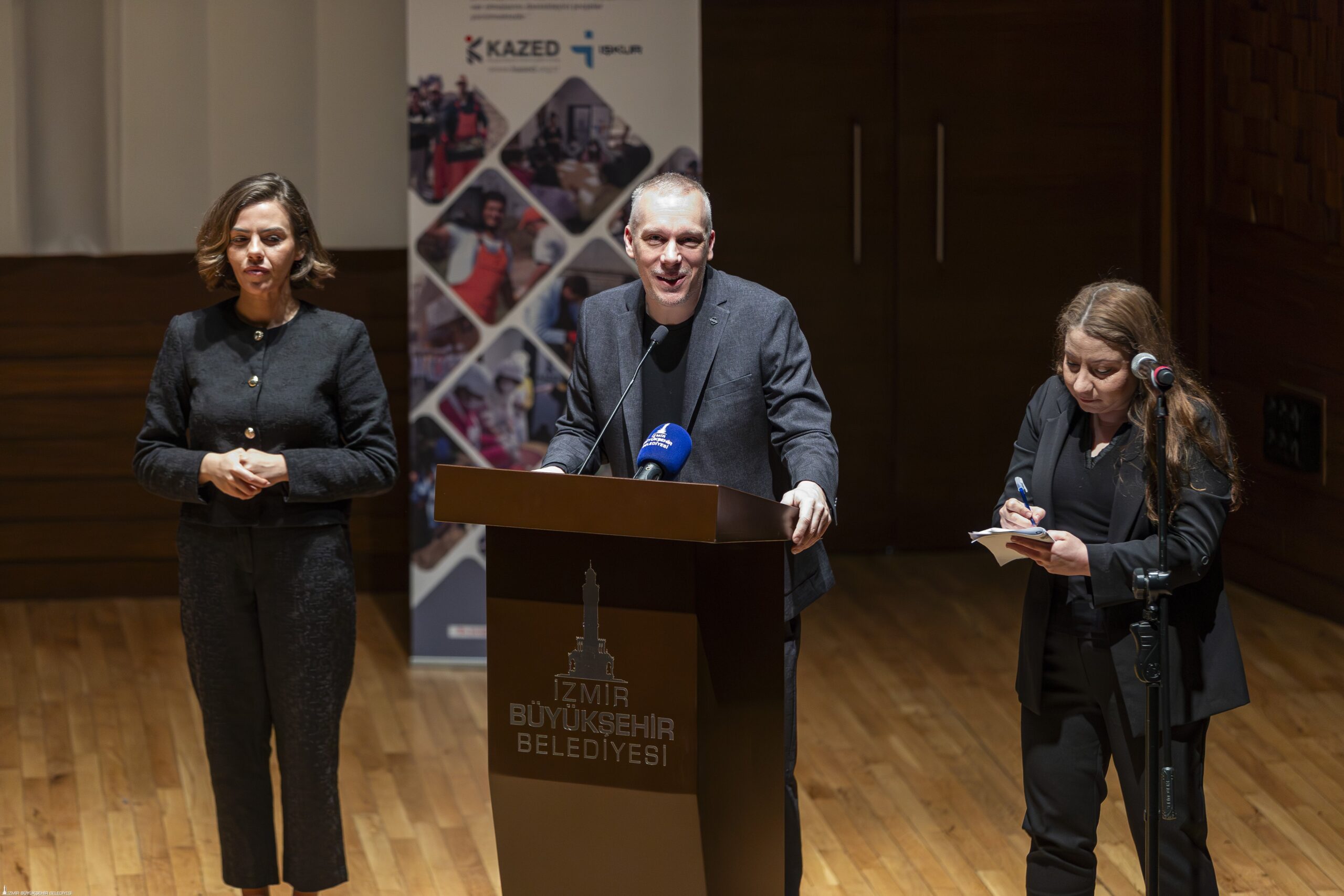 İzmir'de engelli bireylere 'altın bilezik': Destekli istihdam modeli 'umut' oldu