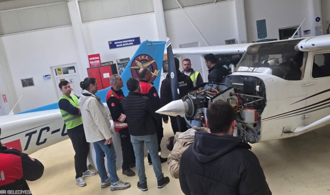 İzmir İtfaiyesi, uçak ve helikopter kazalarına müdahale kapasitesini artırmak amacıyla