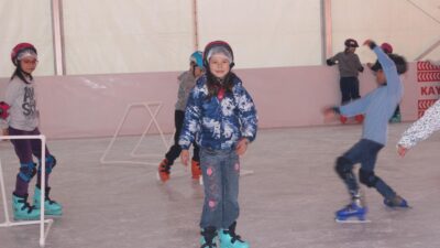 Okul Aile Birliği Destek Projesi ile sosyal gereksinimli bölgelerdeki öğrenciler