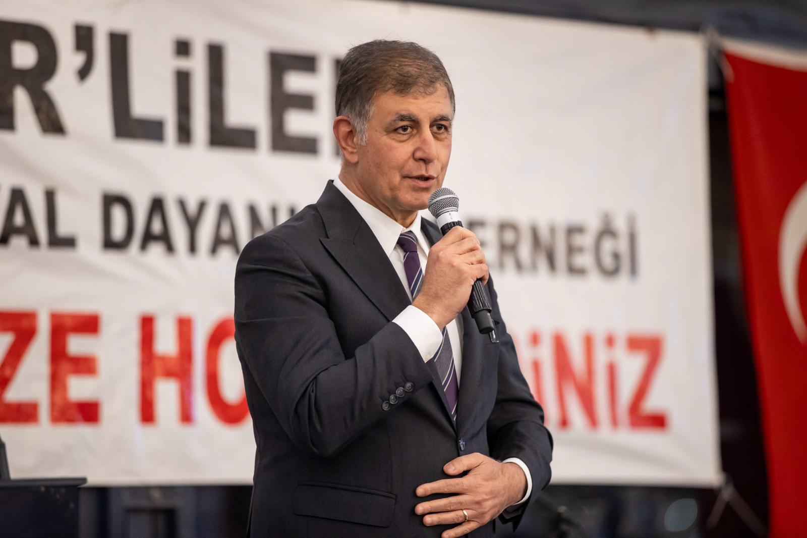 İzmir’de Balıkesir rüzgarı! Tugay’dan iftar sofrasında dayanışma çağrısı 2 İzmir’de Balıkesir rüzgarı! Tugay’dan iftar sofrasında dayanışma çağrısı